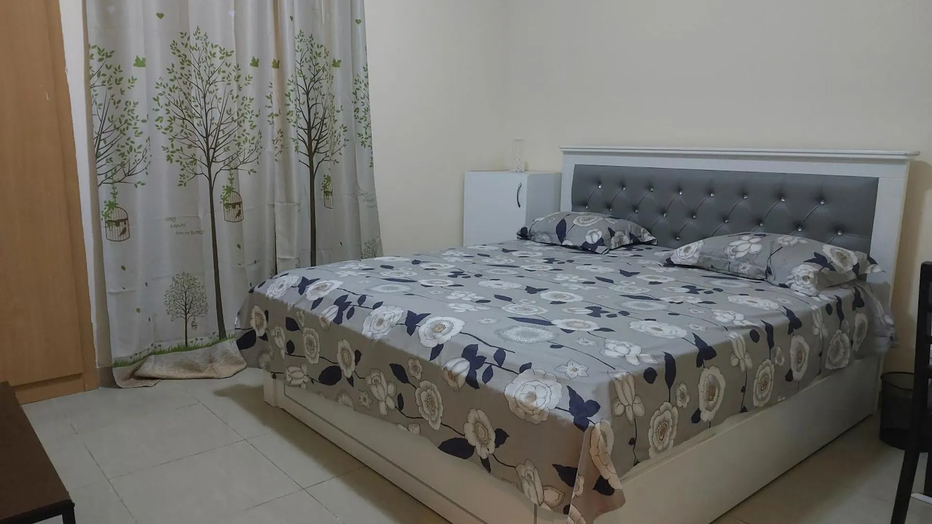 Apartment Beautiful 2 Bedroom Appartment Dubai Sharjah Border By Mauon Com