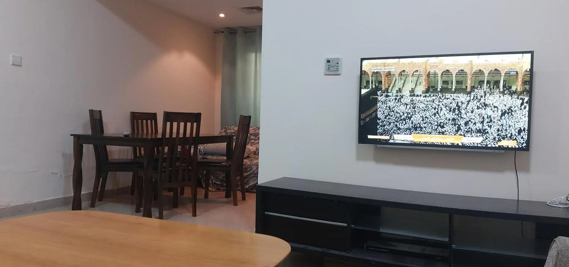 Beautiful 2 Bedroom Appartment Dubai Sharjah Border By Mauon Com